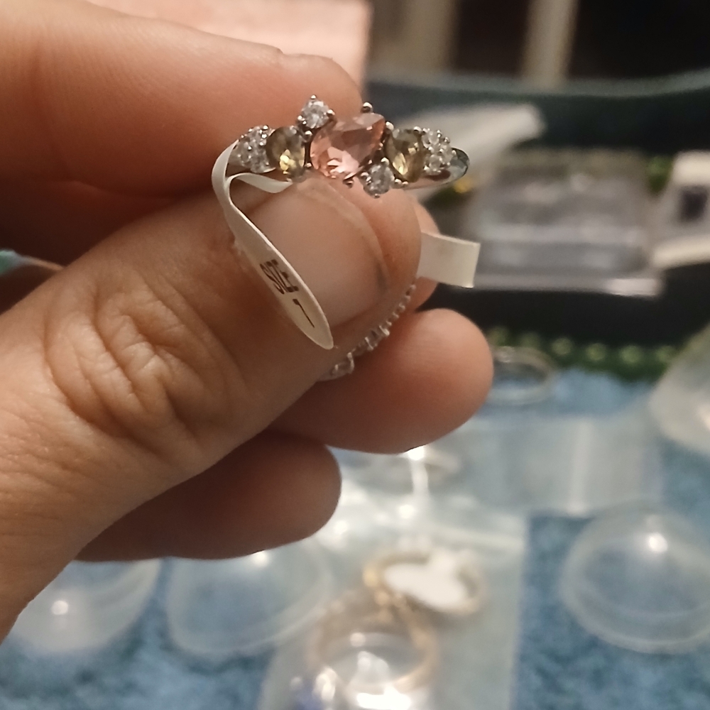 Bundle of Rings - Picture 4 of 13